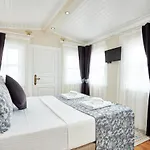 Hotel Mataraci 3*
