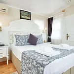 Mataraci Istanbul
