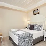 Mataraci Istanbul